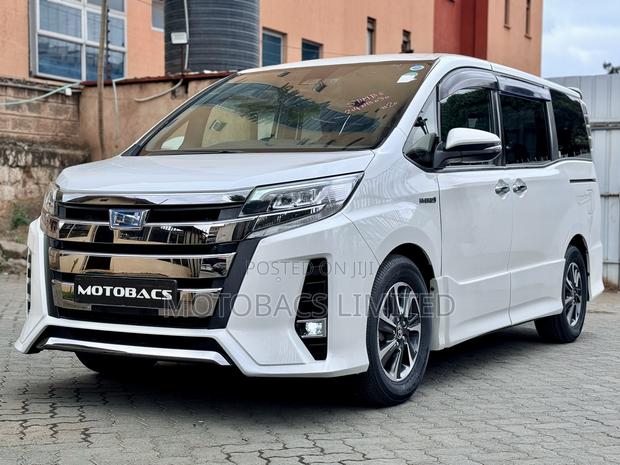 Toyota Noah 2.0 FWD (7 Seater) 2019 Pearl