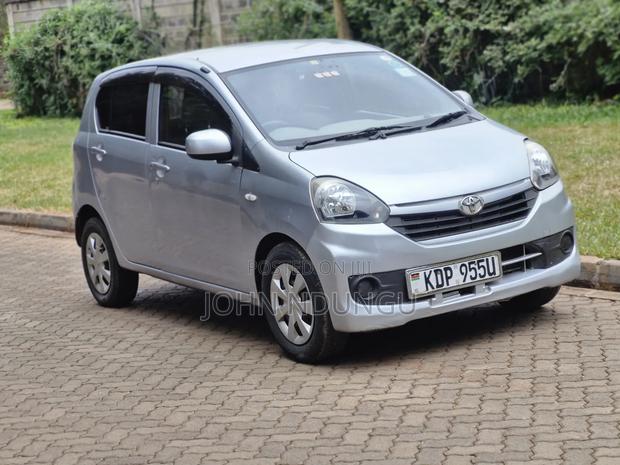Toyota Pixis 2015 Silver