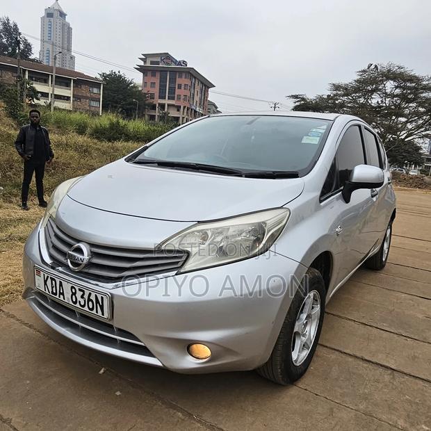 Nissan Note 2013 Silver