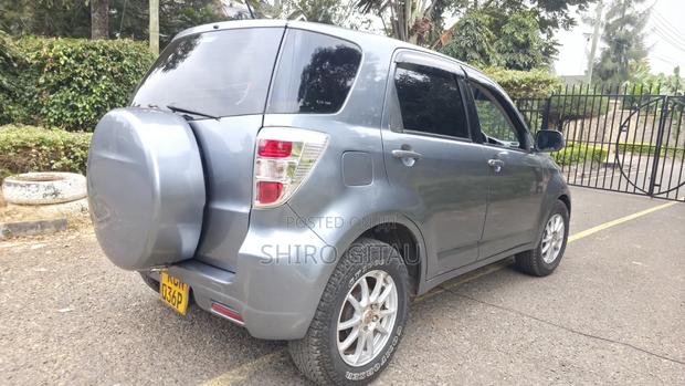 Toyota Rush 2010 Gray