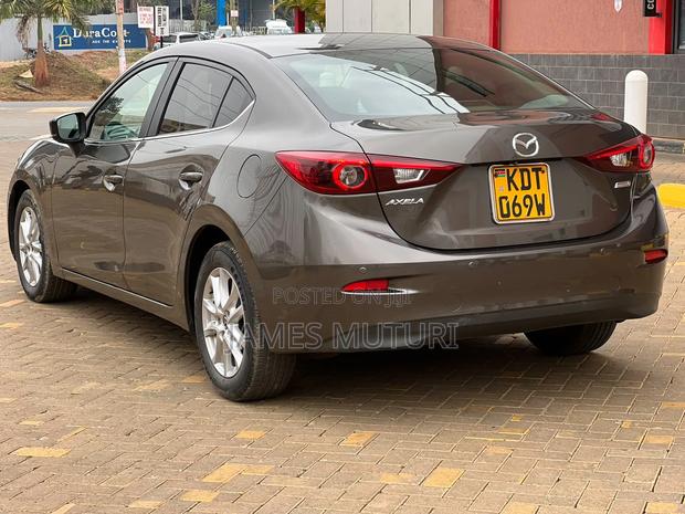 Mazda Axela 2018 Gray