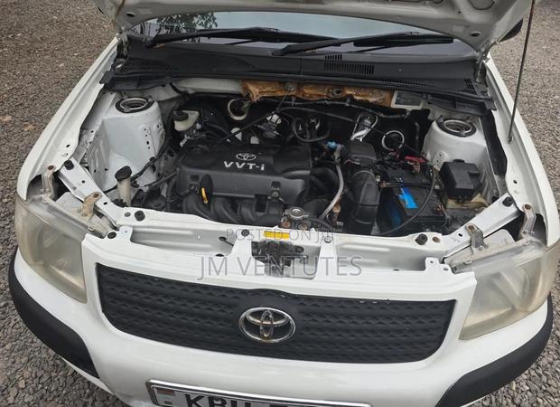 Toyota Succeed 2007 White