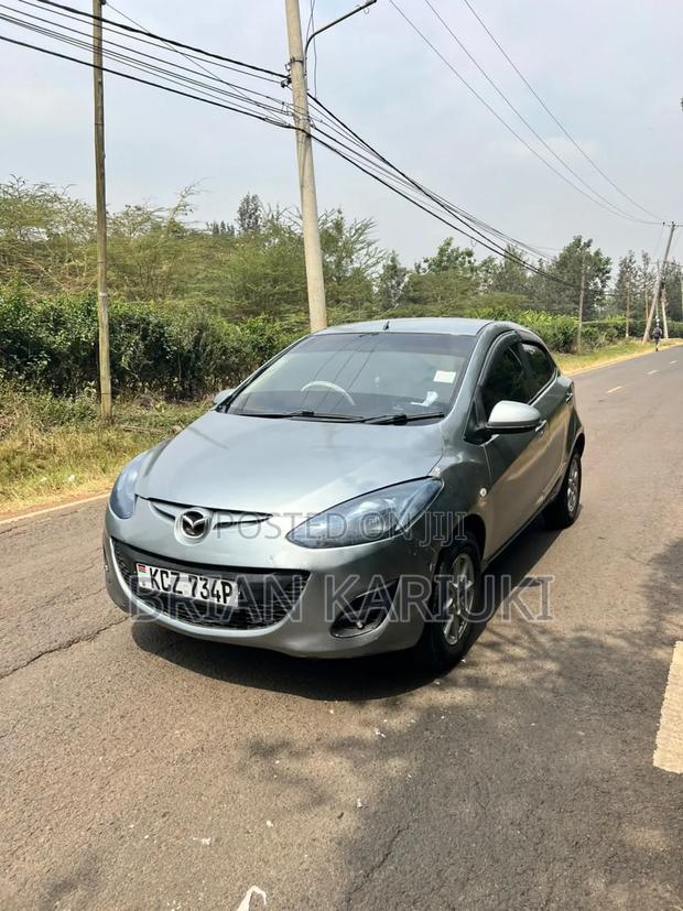 Mazda Demio 2013 Silver