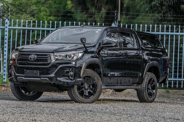 Toyota Hilux 2019 Black