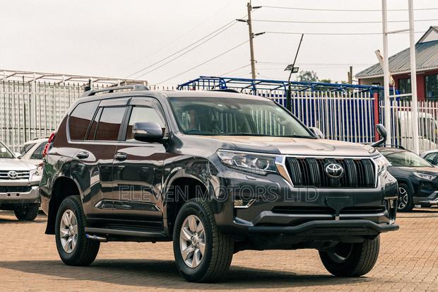 Toyota Land Cruiser Prado 2020 Gray