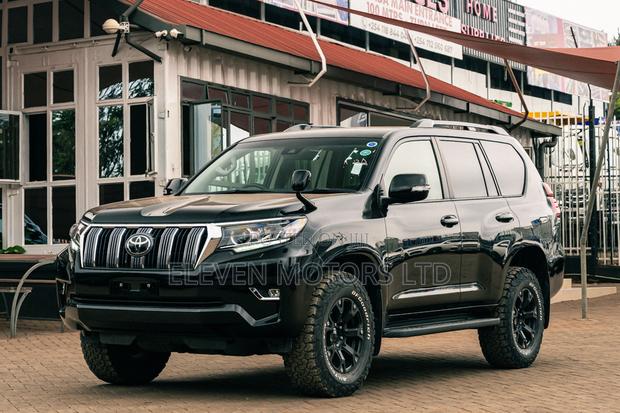 Toyota Land Cruiser Prado 2021 Black