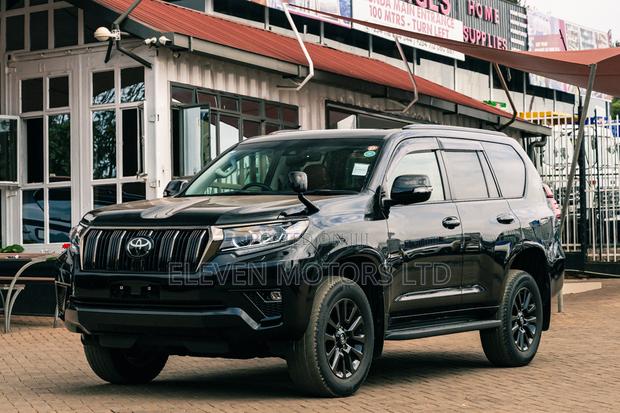 Toyota Land Cruiser Prado 2021 Black
