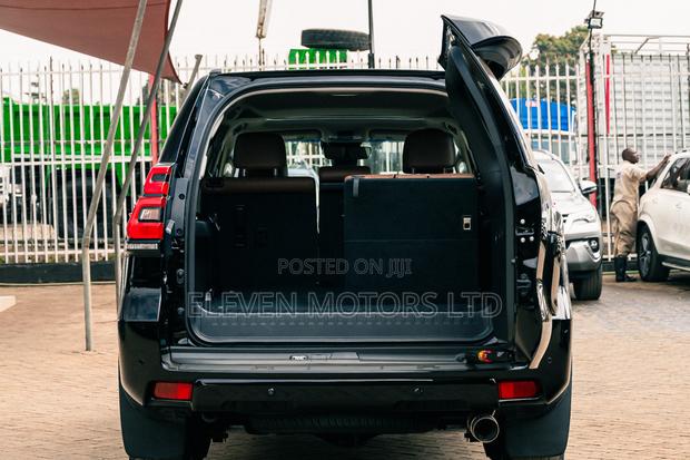 Toyota Land Cruiser Prado 2021 Black