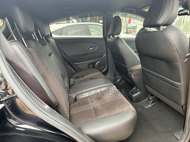 Honda Vezel 2020 Black