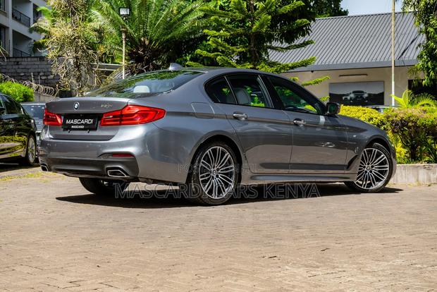 BMW 530i 2018 Silver