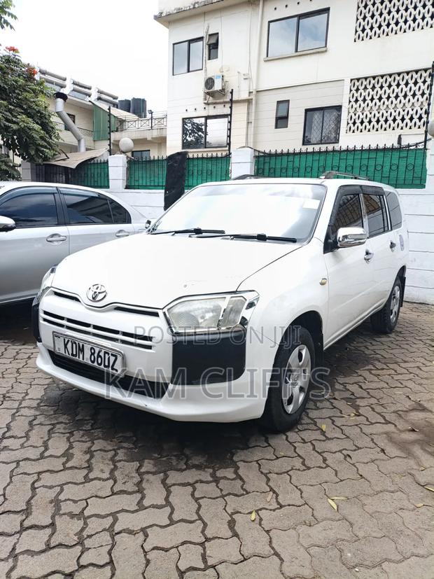 Toyota Probox 2016 Off white