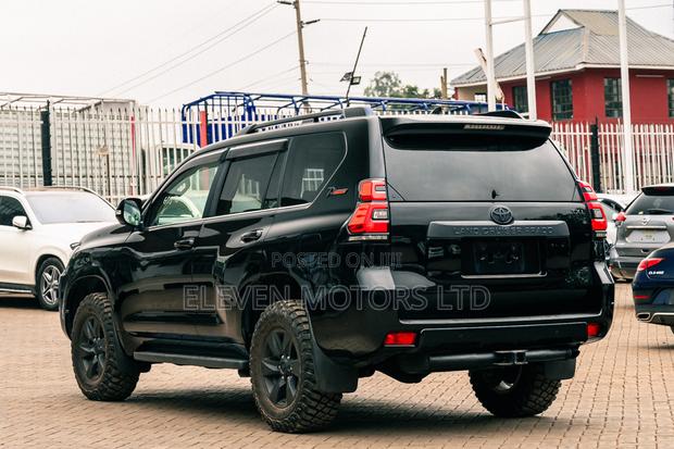 Toyota Land Cruiser Prado 2019 Black
