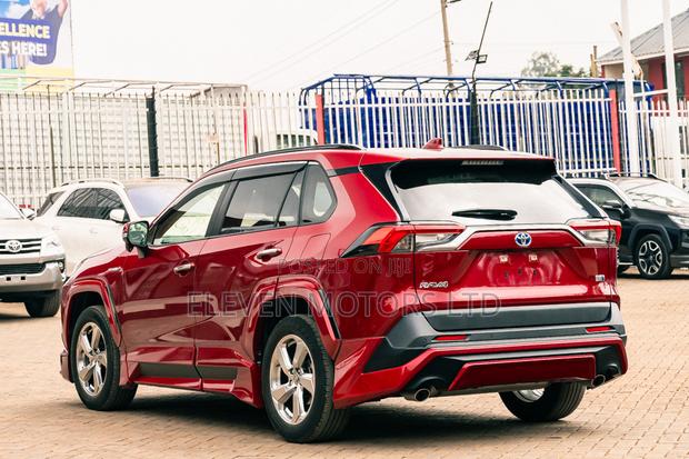 Toyota RAV4 2019 Red