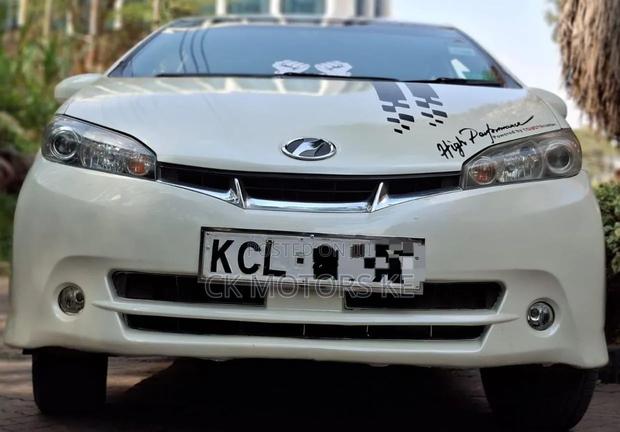 Toyota Wish 2010 White