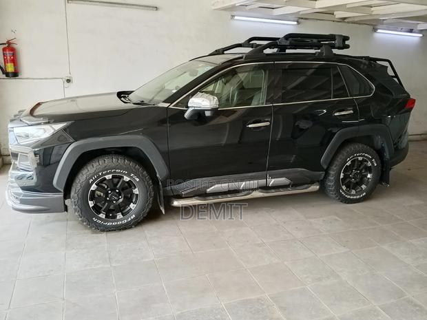 Toyota RAV4 2019 Gray
