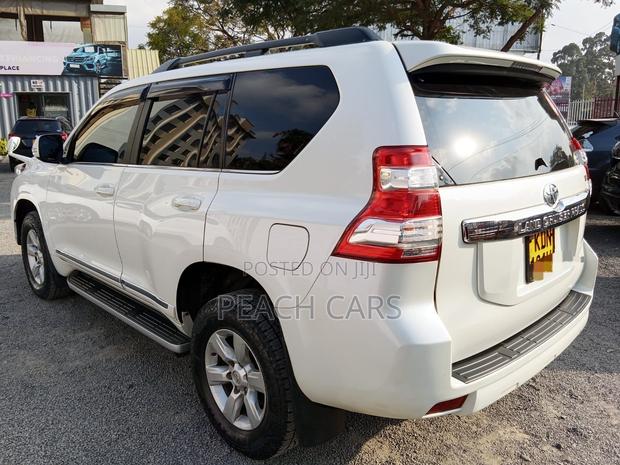 Toyota Land Cruiser Prado 2016 Pearl