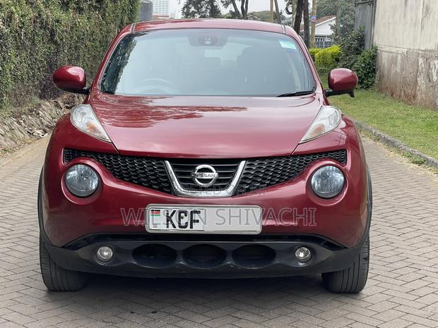 Nissan Juke 2011 Red