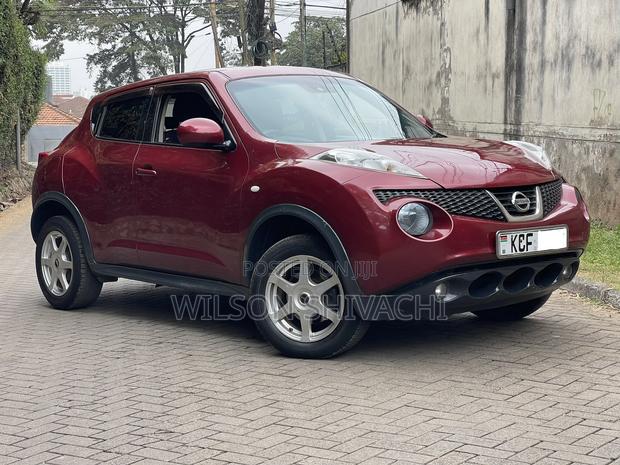 Nissan Juke 2011 Red