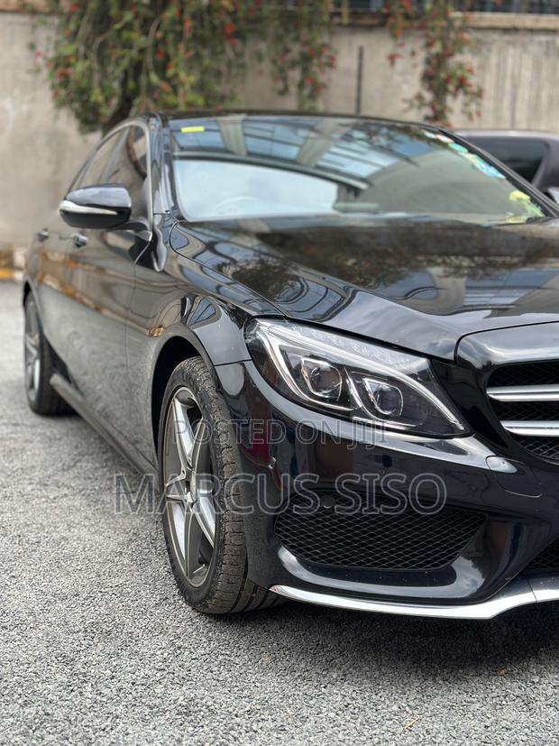 Mercedes-Benz C200 2015 Black