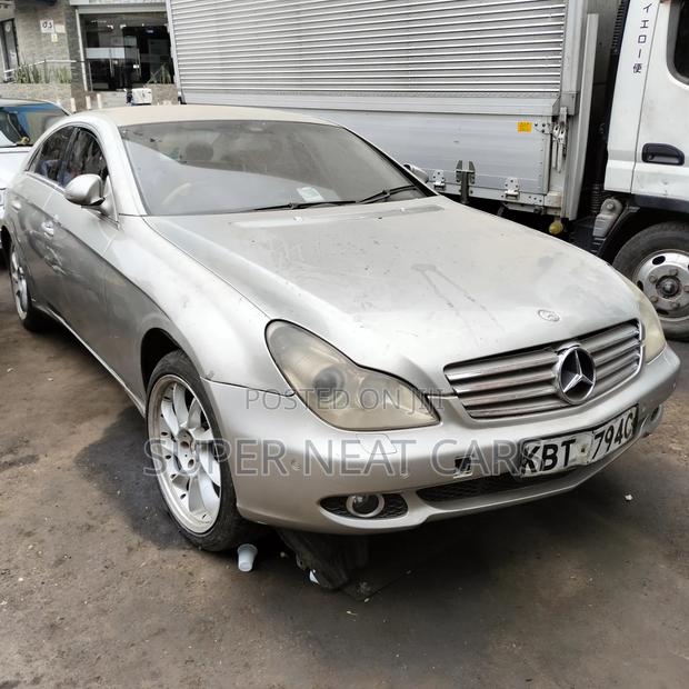 Mercedes-Benz CLS 2006 Silver