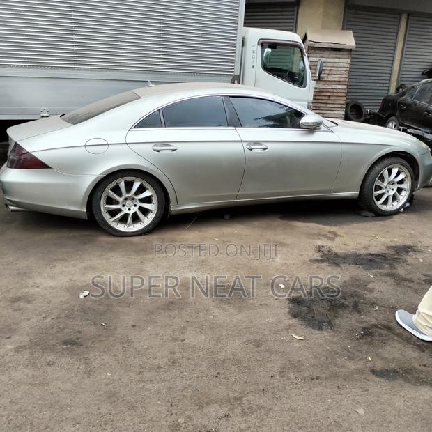 Mercedes-Benz CLS 2006 Silver