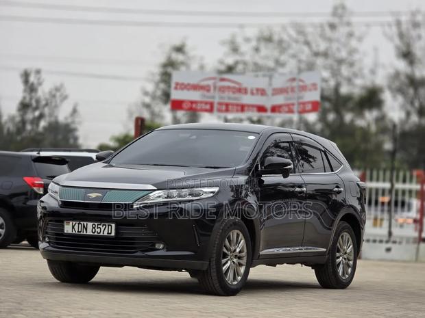Toyota Harrier 2017 Black
