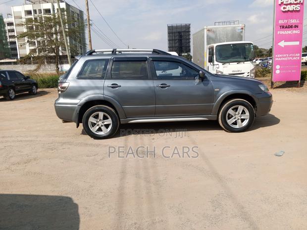 Mitsubishi Outlander 2006 Gray