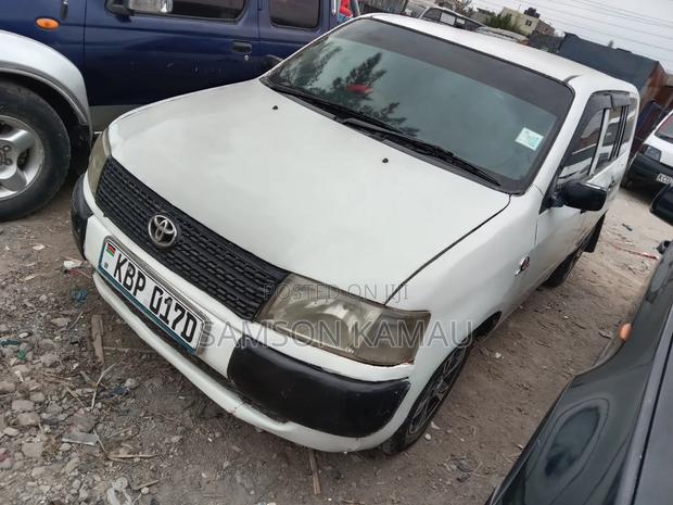 Toyota Probox 2006 White
