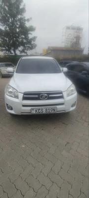 Toyota RAV4 2011 White for sale