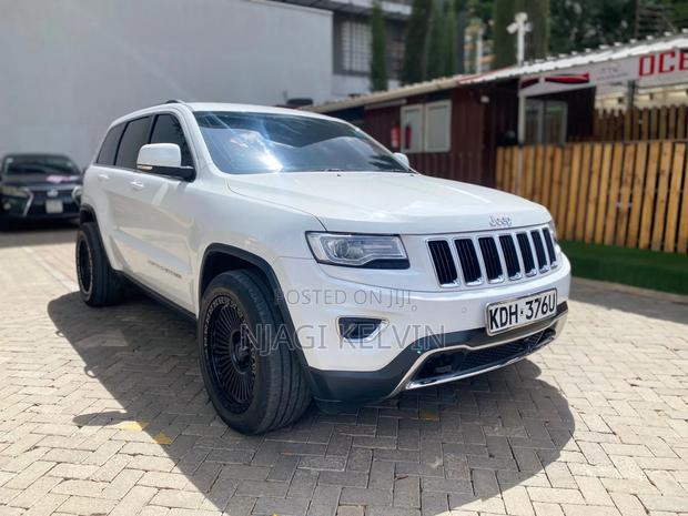 Jeep Grand Cherokee Laredo 4dr 4x4 2016 White