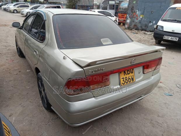 Nissan Sunny 2007 Silver