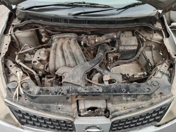 Nissan Tiida 2008 Silver