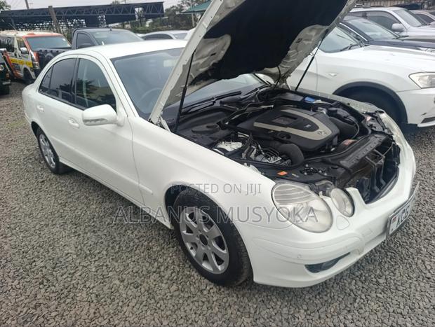 Mercedes-Benz E250 2008 White