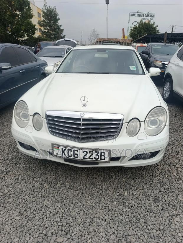 Mercedes-Benz E250 2008 White