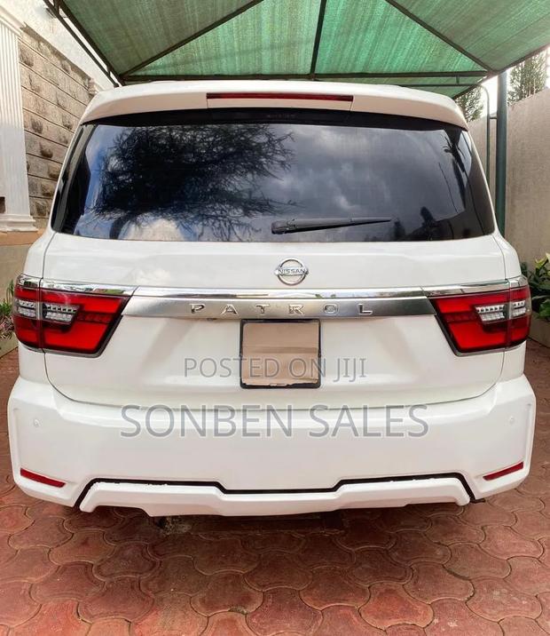 Nissan Patrol 2014 White
