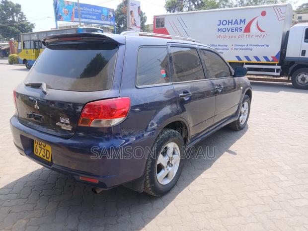 Mitsubishi Airtrek 2002 Blue