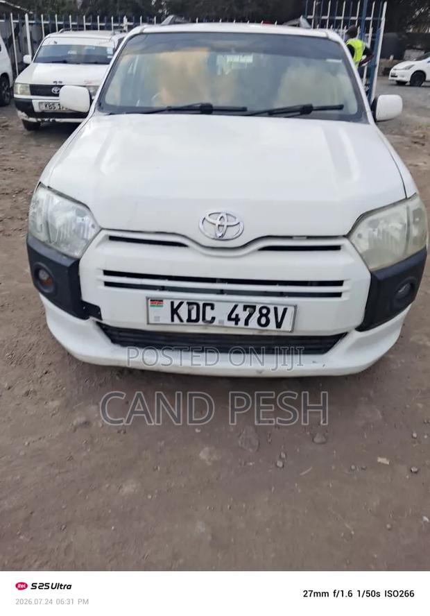 Toyota Probox 2014 White