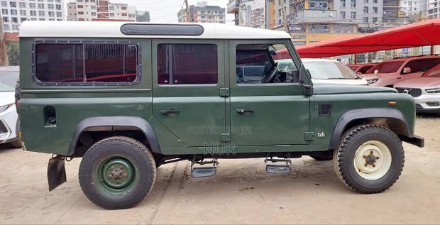 Land Rover Defender 2003 Green