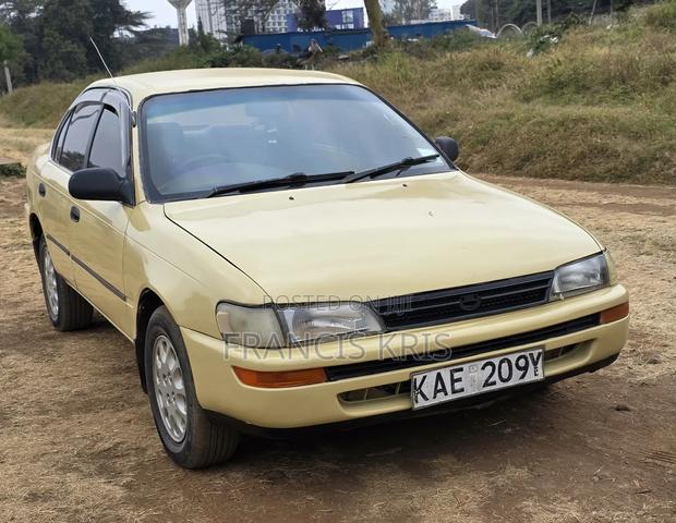 Toyota Corona 1998 Gold