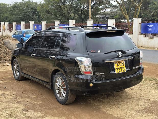 Toyota Corolla Fielder 2010 Black