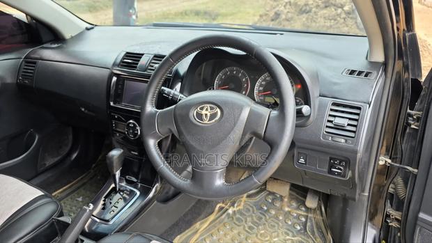Toyota Corolla Fielder 2010 Black