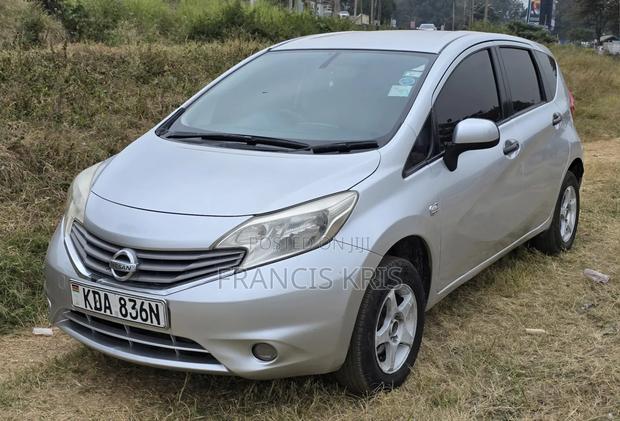 Nissan Note 2013 Silver