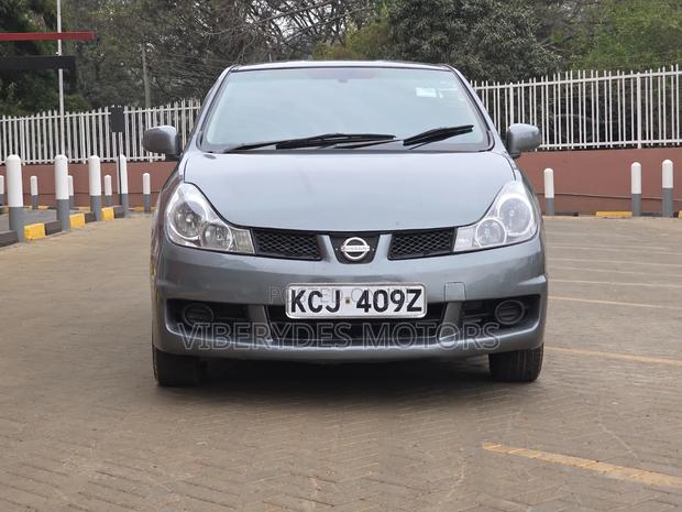 Nissan Wingroad 2010 Gray