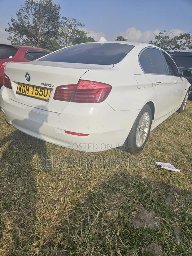 BMW 520i 2015 White