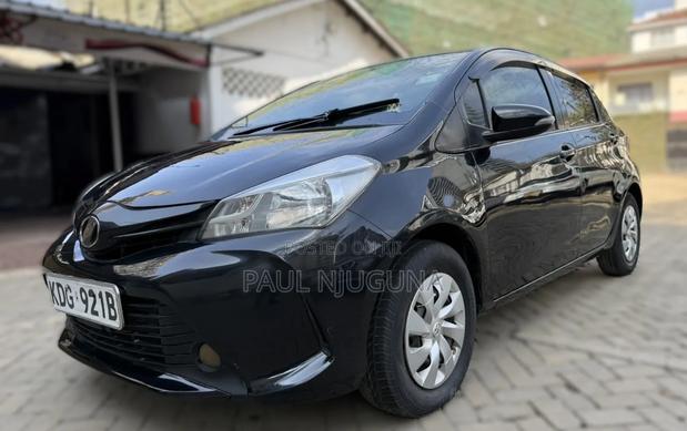Toyota Vitz 2014 Black