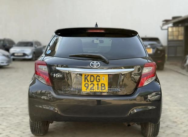 Toyota Vitz 2014 Black
