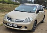 Nissan Tiida 2010 Gold for sale