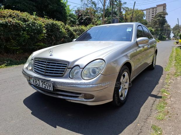 Mercedes-Benz E200 2004 Silver