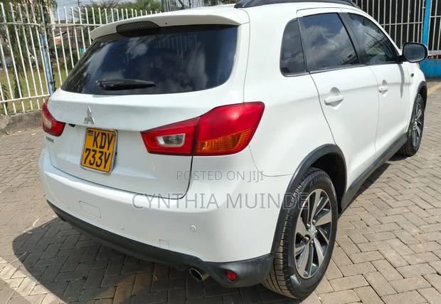 Mitsubishi RVR 2016 White
