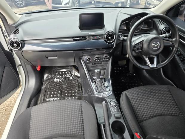 Mazda Demio 2018 White